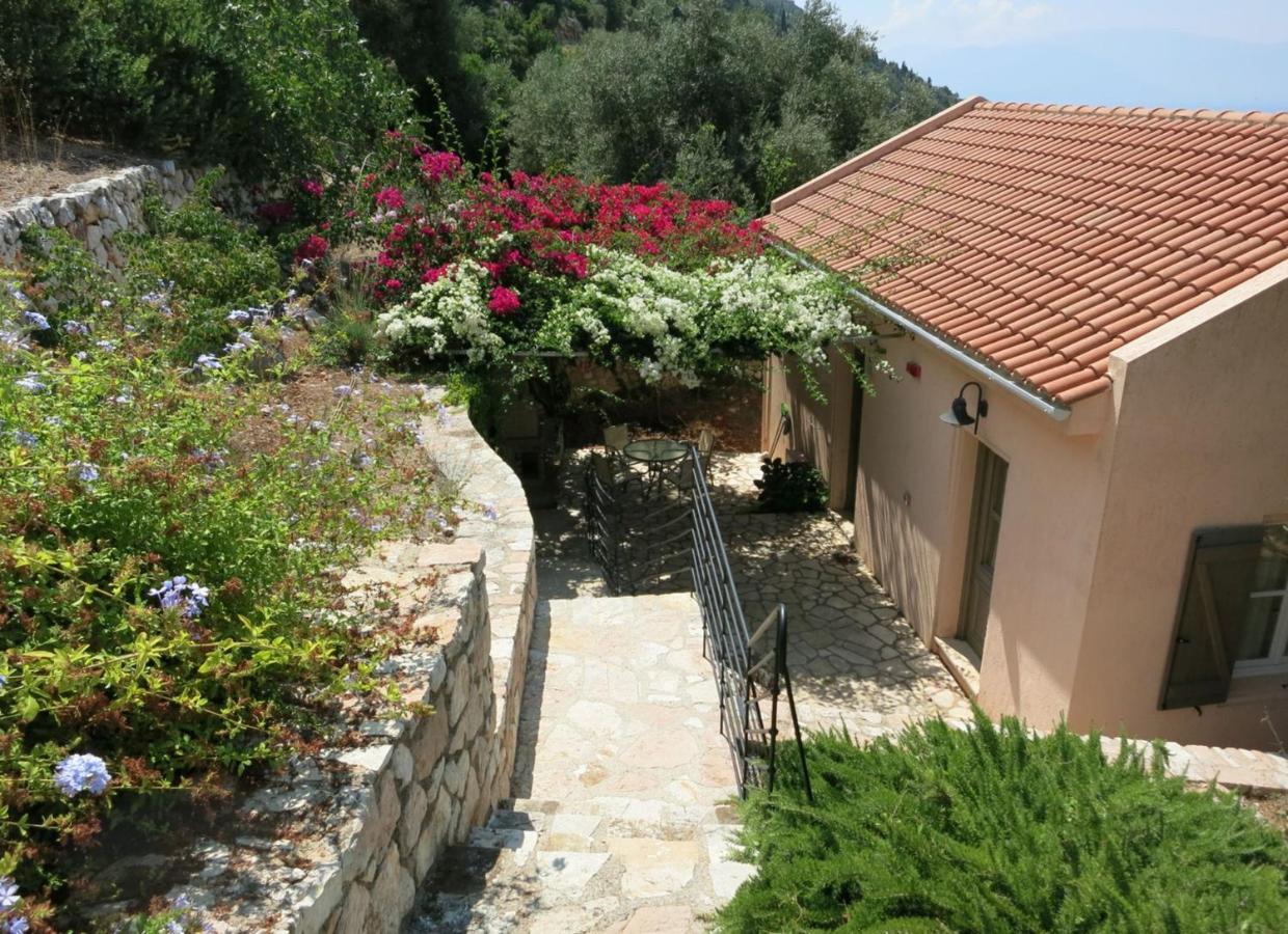 Lefki Villas Room photo